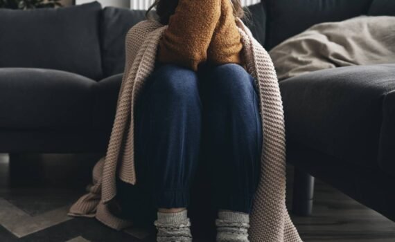 nimble_asset_sitting-woman-has-mental-illness-2024-12-05-10-41-34-utc